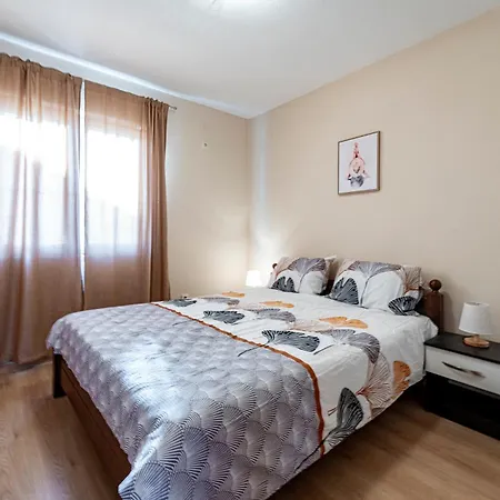 By The Border Appartement Ivanica